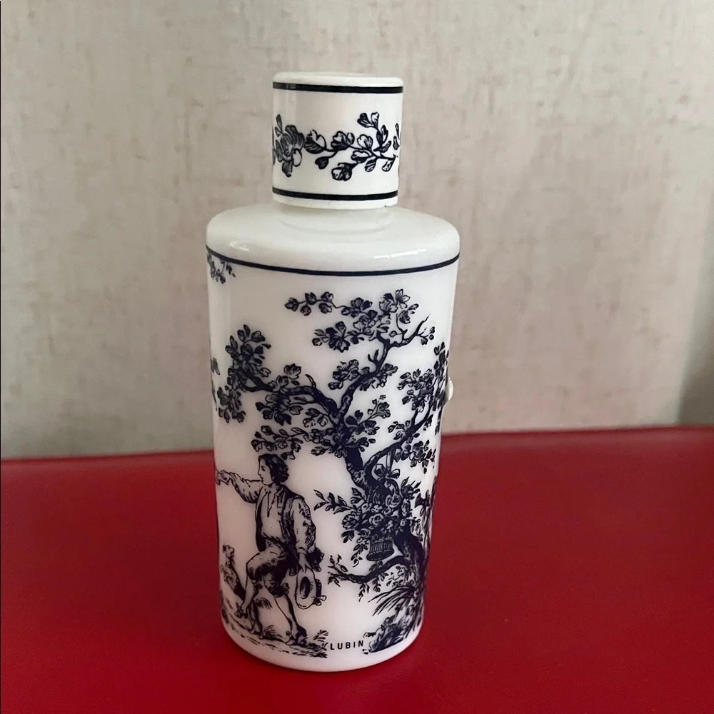 Vintage Blau-Weiße Milchglas Parfümflasche von Lubin